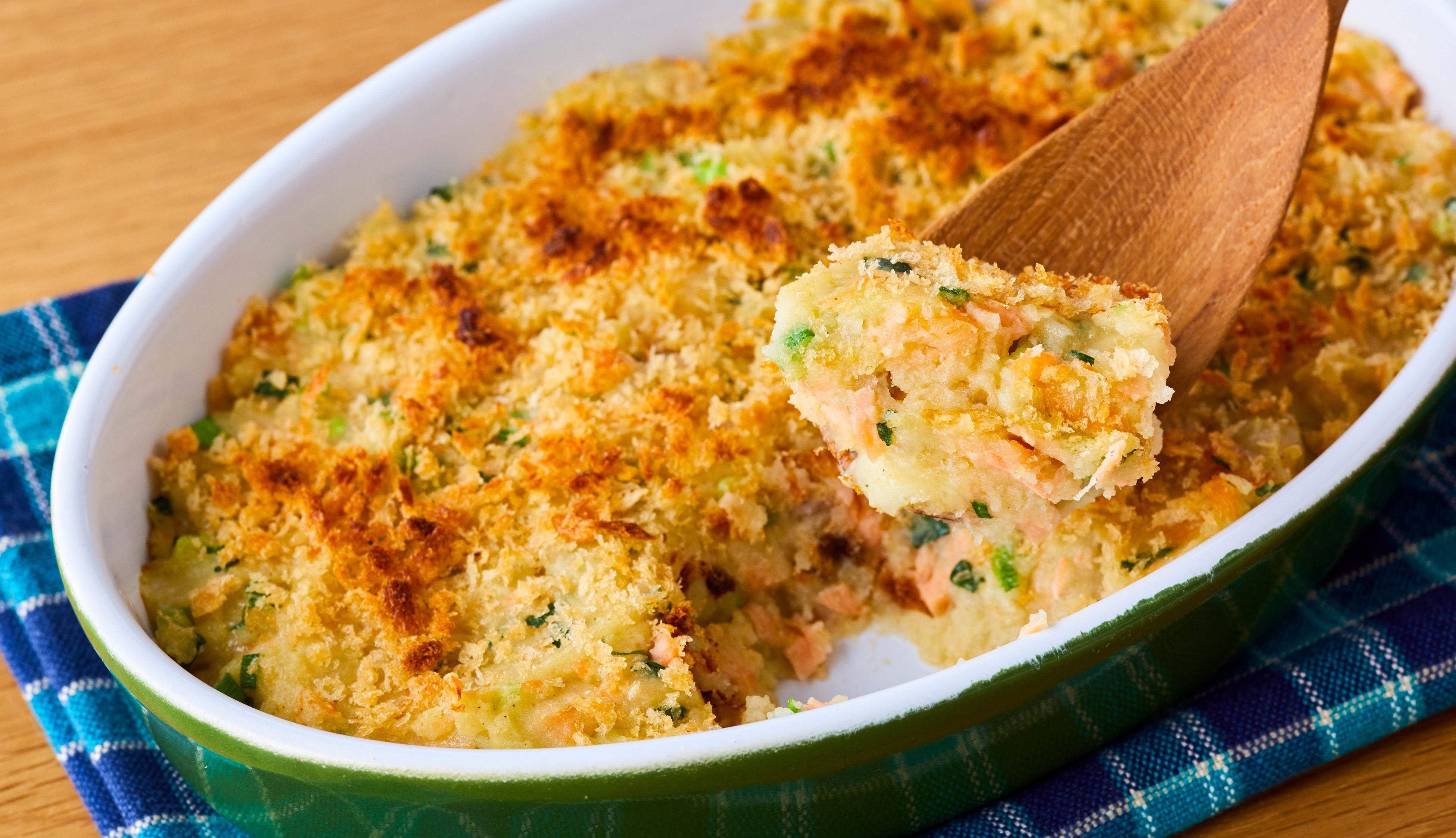 焼きコロッケの素で作る ＜鮭のパルマンティエ＞