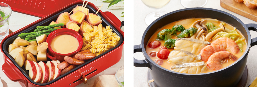左：シチューフォンデュに （４種のチーズ）／右：ビスク風の鍋に （オマール海老）