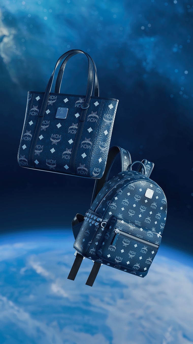 MCM エムシーエム Visetos ヴィセトス ボディバッグ 水色 MCM エムシーエム Visetos ヴィセトス ボディバッグ 水色 MCM 新