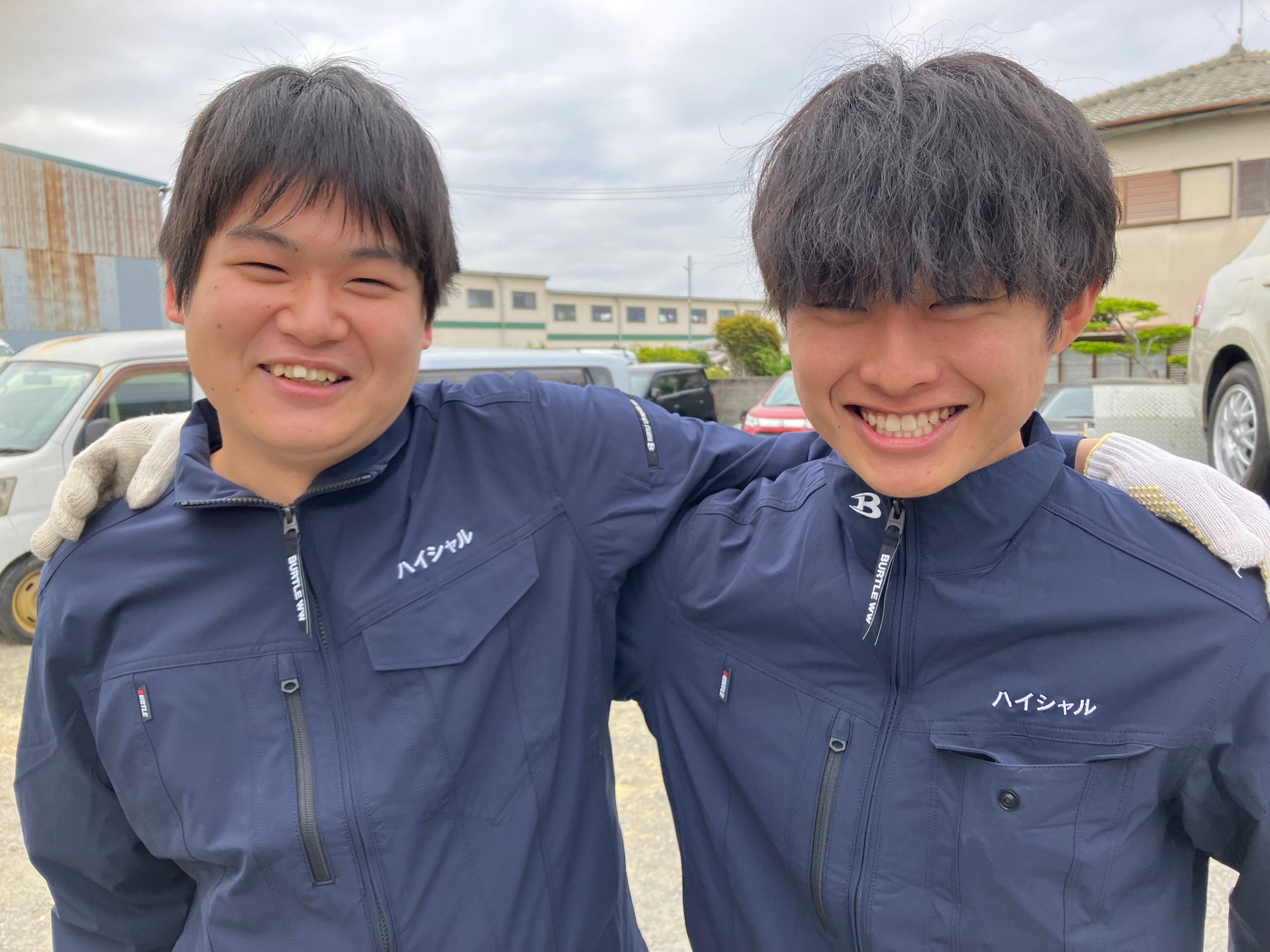 新卒一期生で同期となる2名