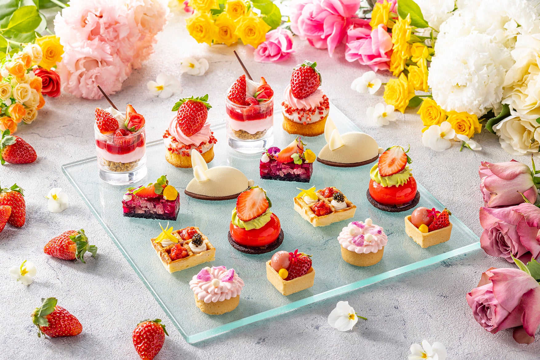 「ストロベリー・イン・ブルーム」アフタヌーンティー