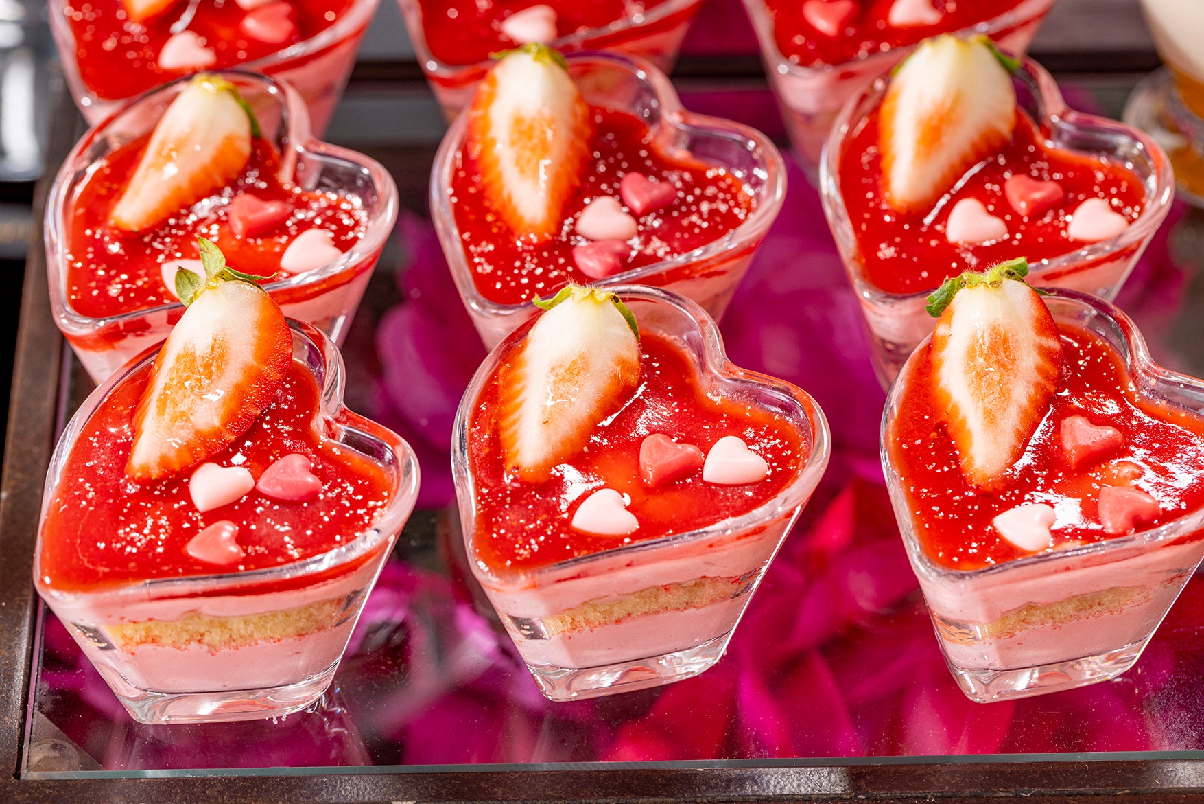 いちごのハートティラミス