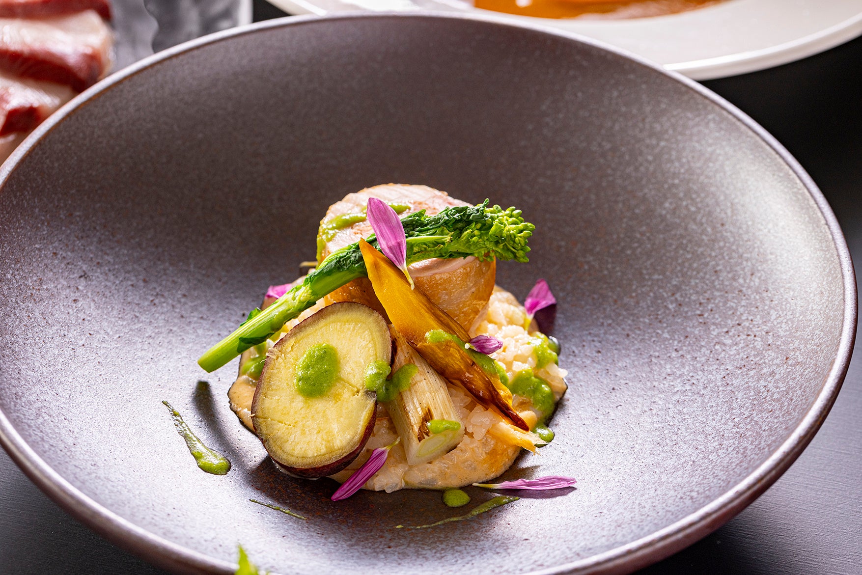 越前鶏とフォアグラのバロティーヌ　白エビのリゾット