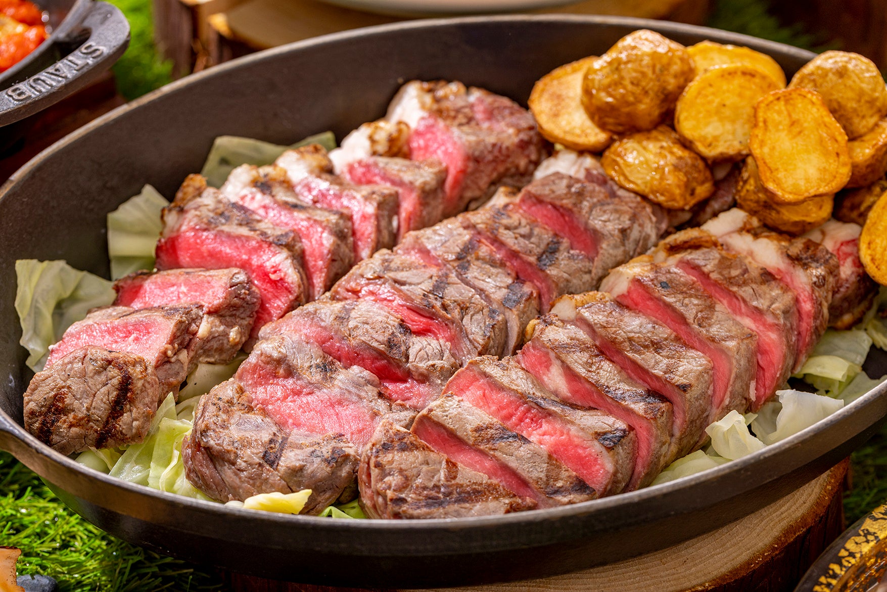 九州牛のステーキ　柚子胡椒ベアルネーズ