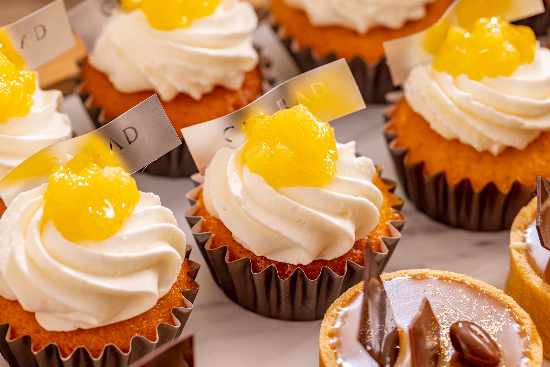 パイナップルのカップケーキ