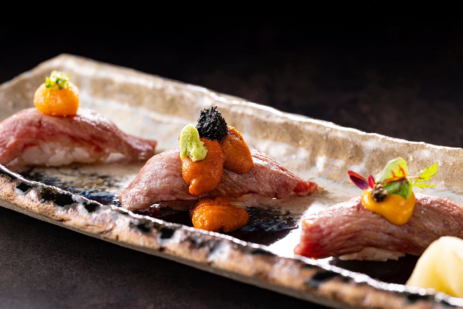 東京ビーフ炙り寿司　3貫