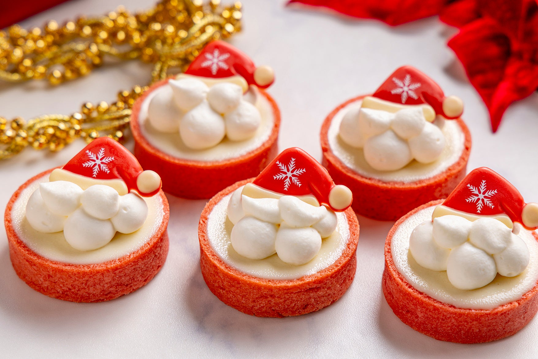 【レア品・クリスマス赤】ヒルトン系  ホテル  ノベルティ コンラッド東京 コンラッド東京、11月3日（金 ・ 祝）より「ラブ・クリスマス