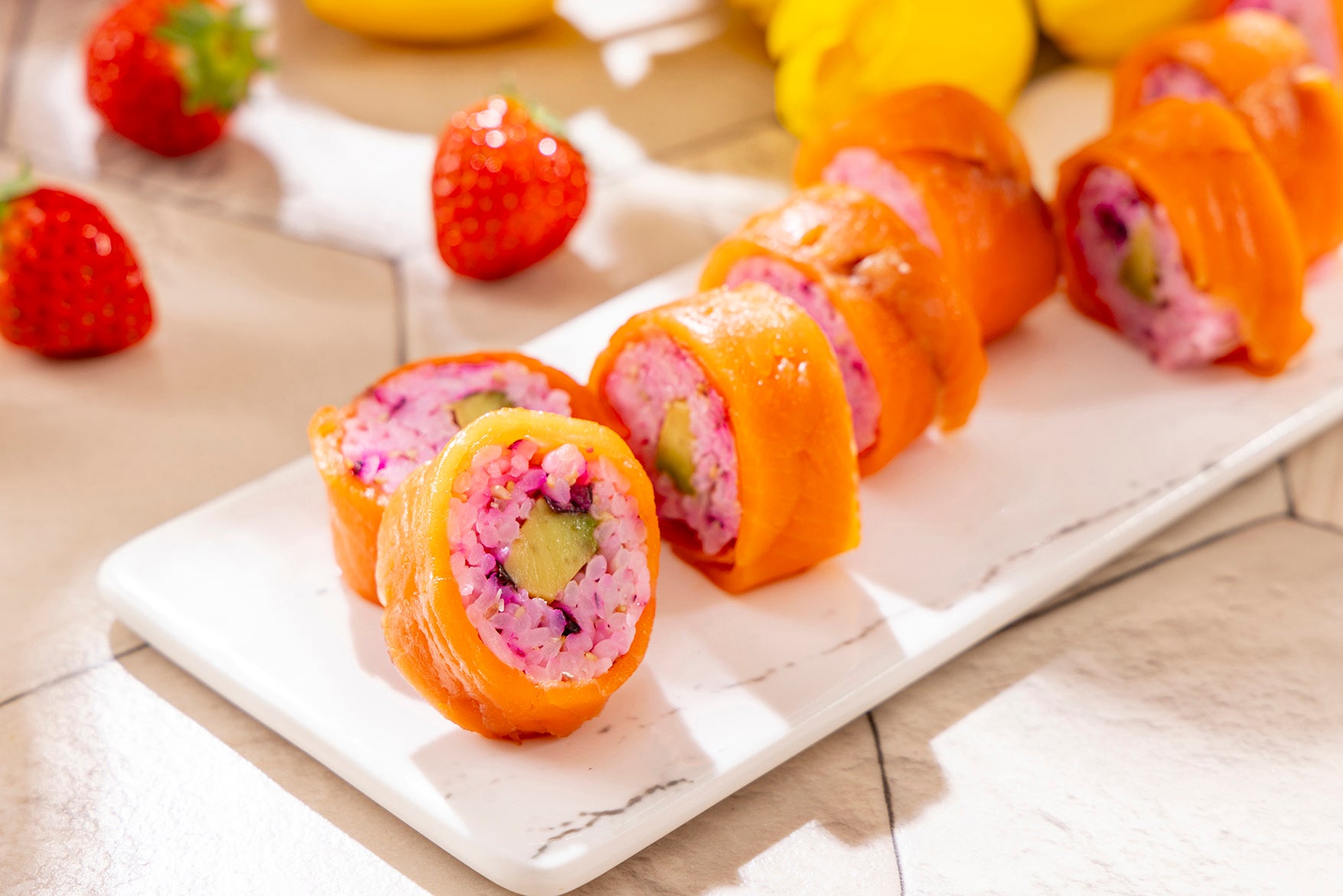 サーモンカリフォルニアロール