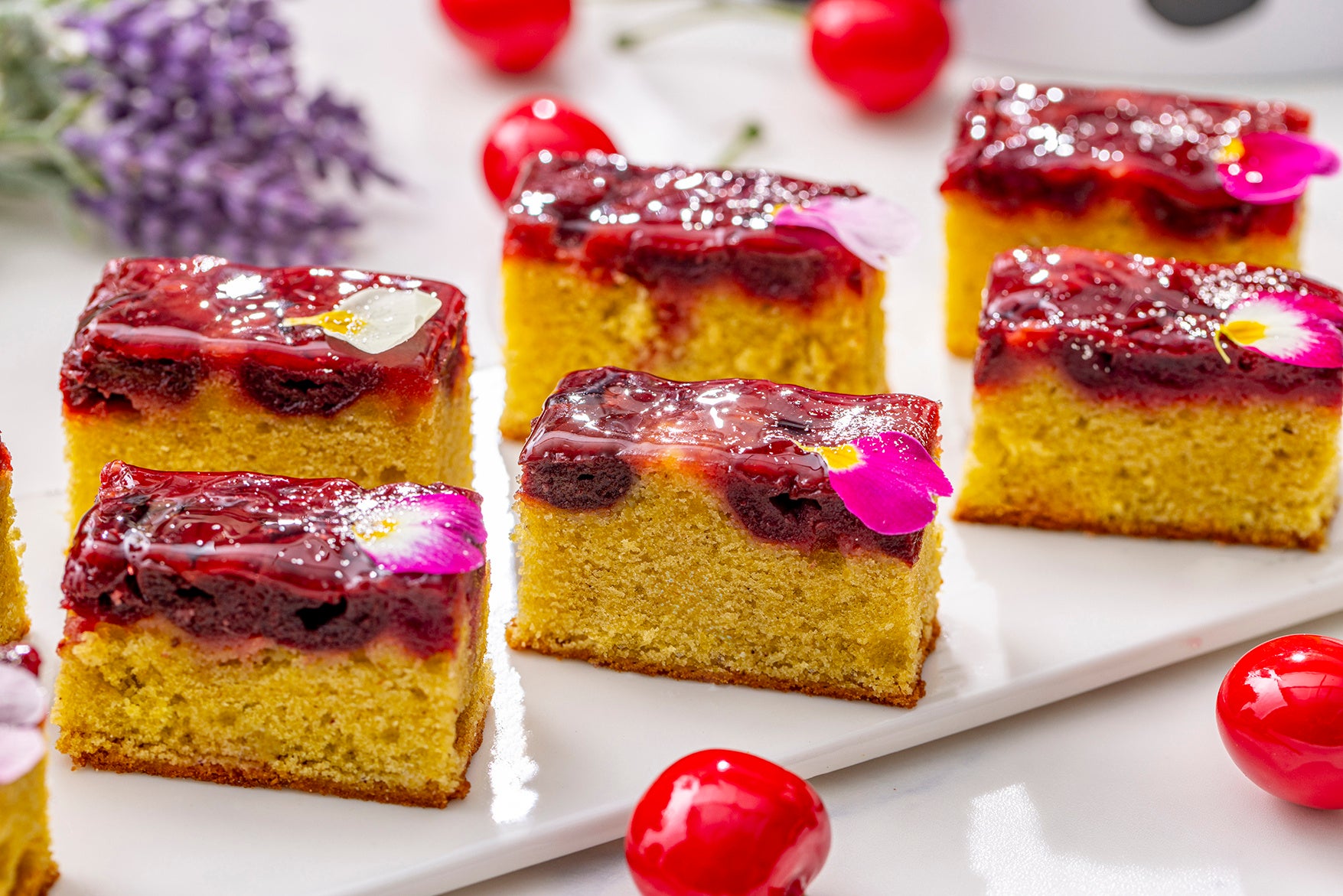 チェリーのアップサイドダウンケーキ