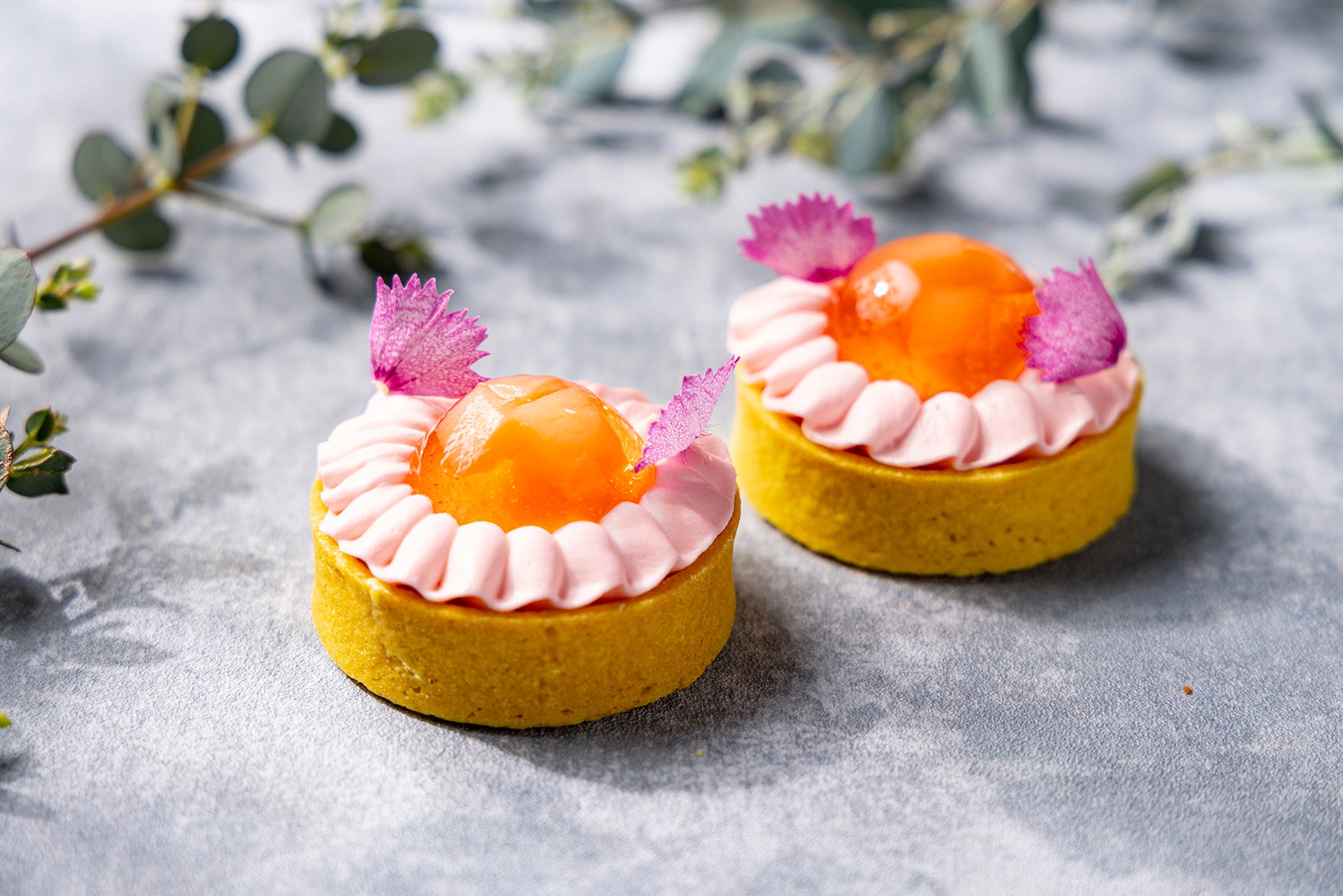 ココナッツタルト　ピスタチオクリーム