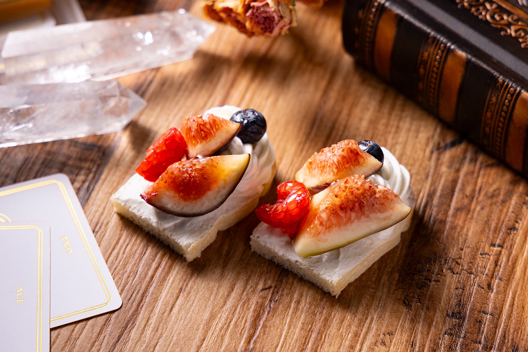 いちじくと豆乳クリームのオープンブレッド