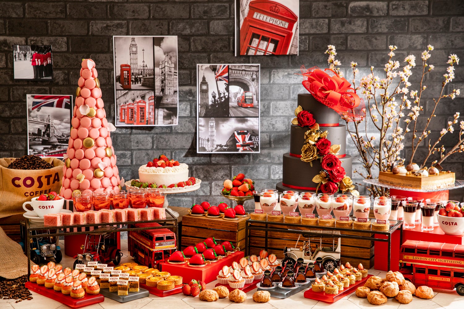 「London Meets Tokyo（ロンドン・ミーツ・トウキョウ）」スイーツビュッフェ