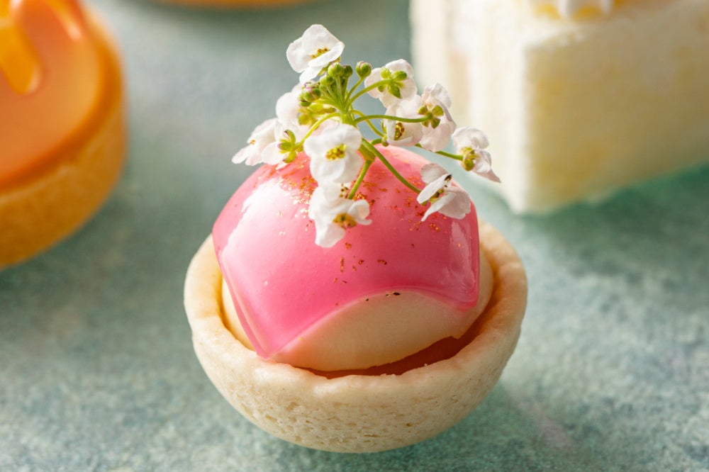 白桃とチキンムースのタルト