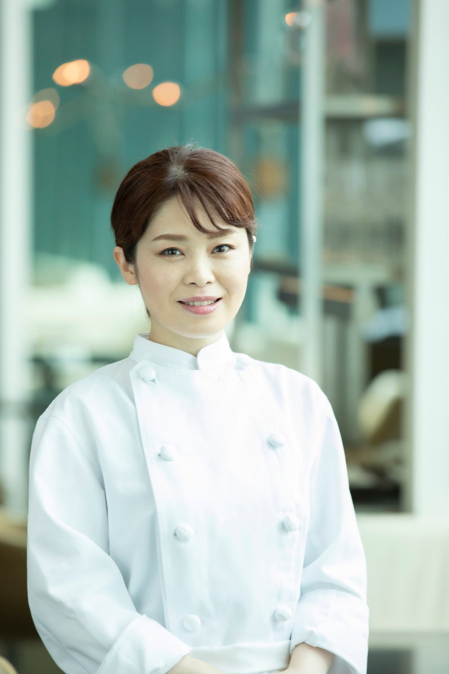 コンラッド東京 魚住美恵子
