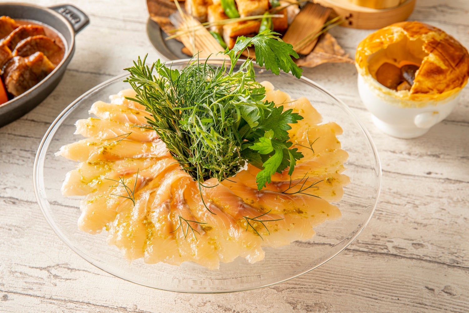 信州大王イワナのカルパッチョ　柚子胡椒ヴィネグレット