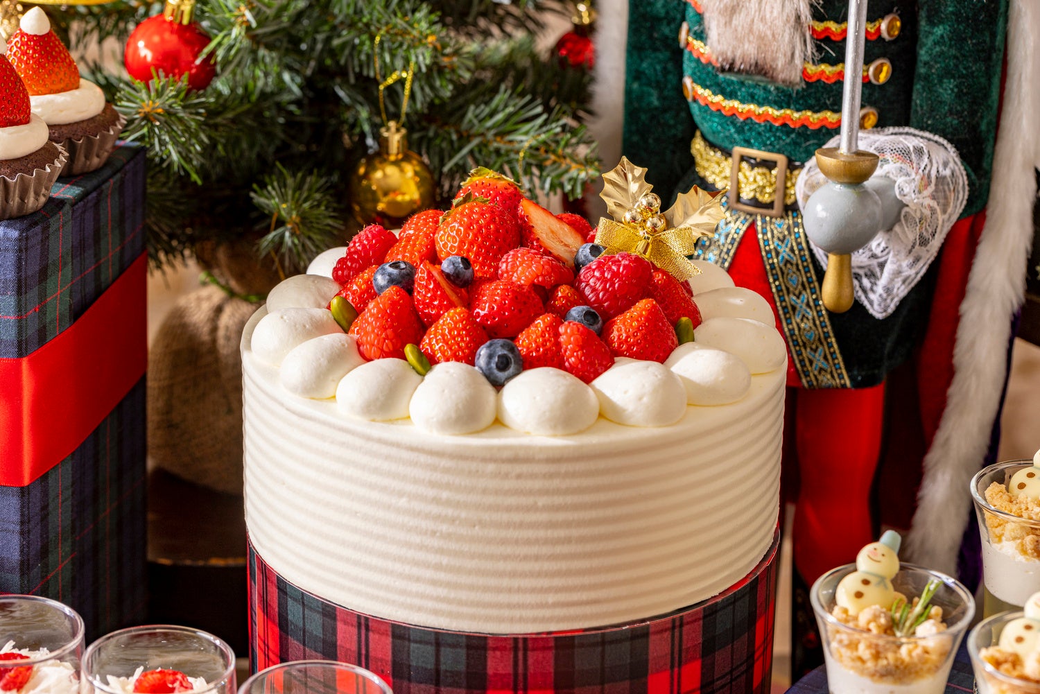 ・	ストロベリーショートケーキ