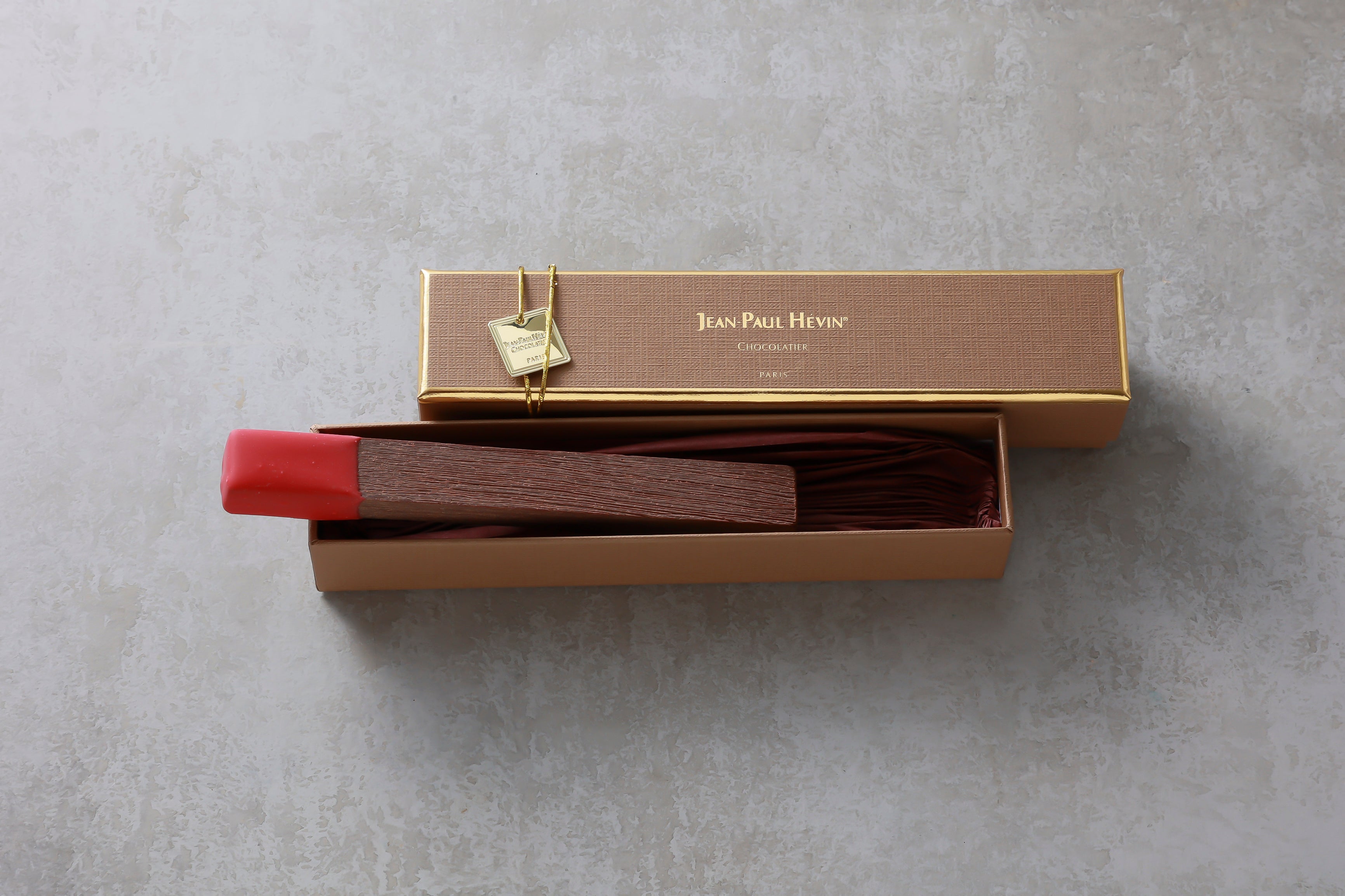 アリュメット ショコラ ノワール（税込3,996円）