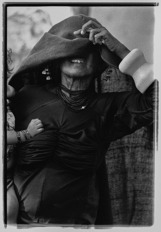 Bunkamuraザ・ミュージアム拡大移転前の展示室で鑑賞する最後のチャンス『高木由利子 写真展 Threads of Beauty 1995-2025 ― 時をまとい、風をまとう。』開催決定! Bunkamuraザ・ミュージアム拡大移転前の展示室で鑑賞する最後のチャンス『高木由利子 写真展 Threads of Beauty 1995-2025 ― 時をまとい、風をまとう。』開催決定!