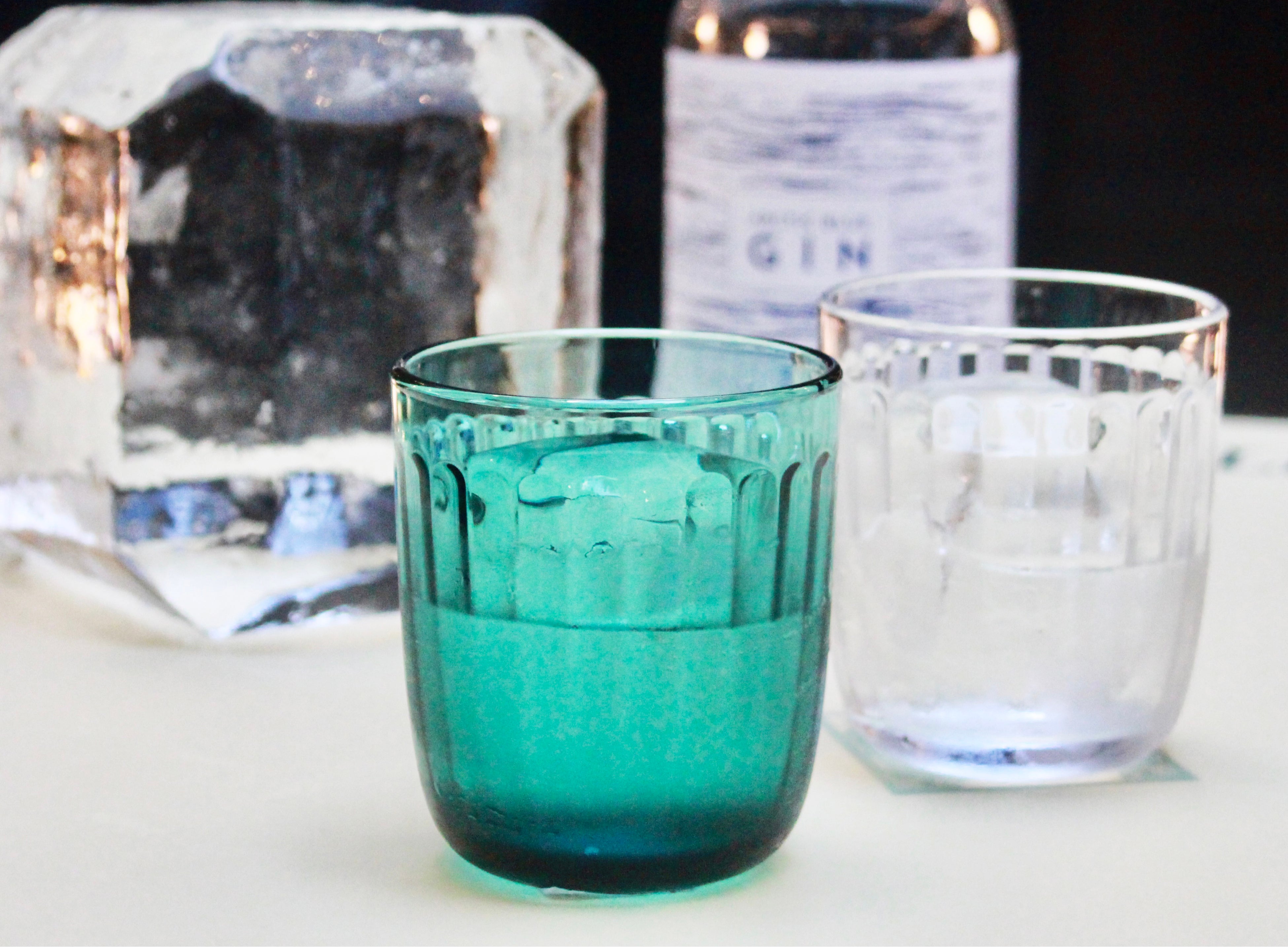 アークティックブルー ネイビーストレングスジン