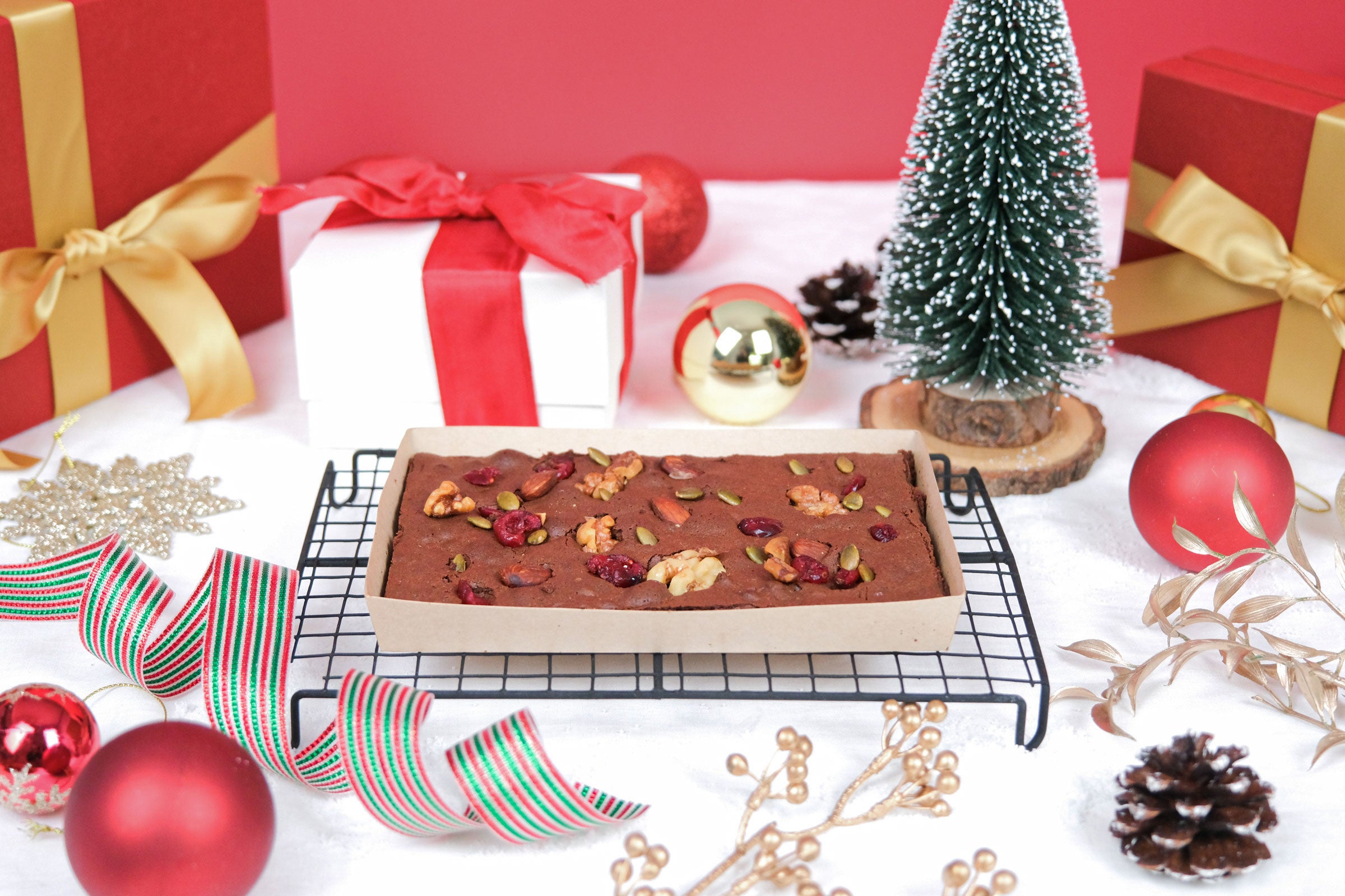 スナックミーのクリスマス】24種類の心躍る特製ホリデーおやつを