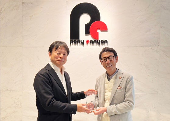 写真左：吉村 隆社長　写真右：稲葉 豊社長