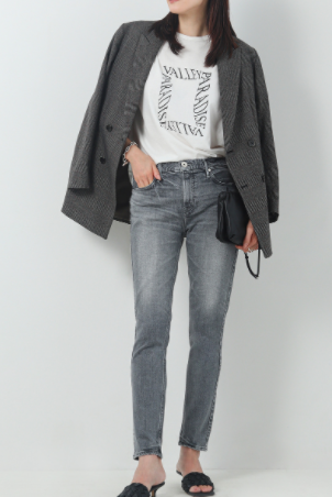 THE STELLA LONG LENGTH (カラー：PLATINUM) ￥25,300 (税込み)