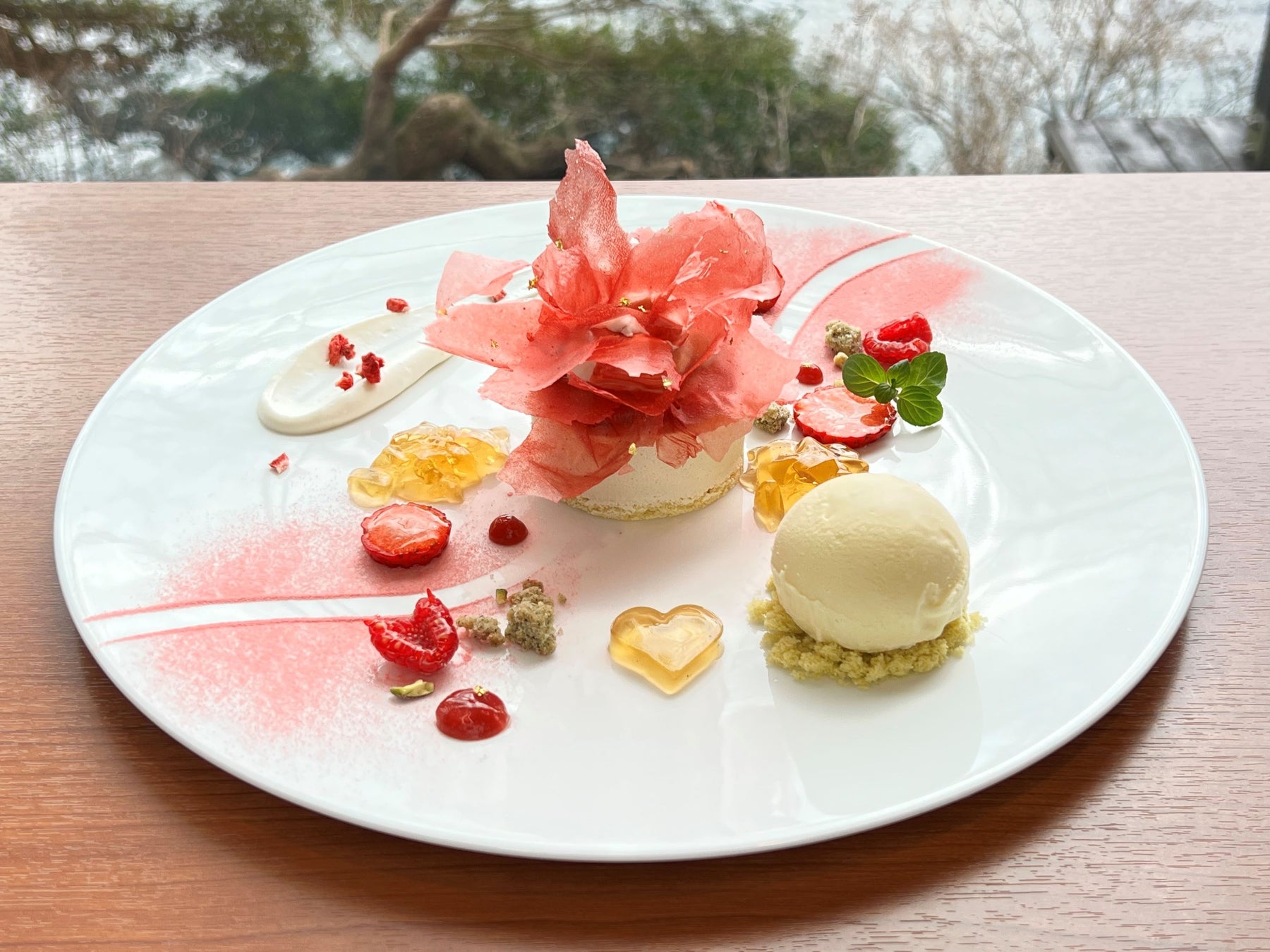 「小田急 山のホテル」 「ほころび~HOKOROBI~」単品・税込み1,700円(サービス料込み)