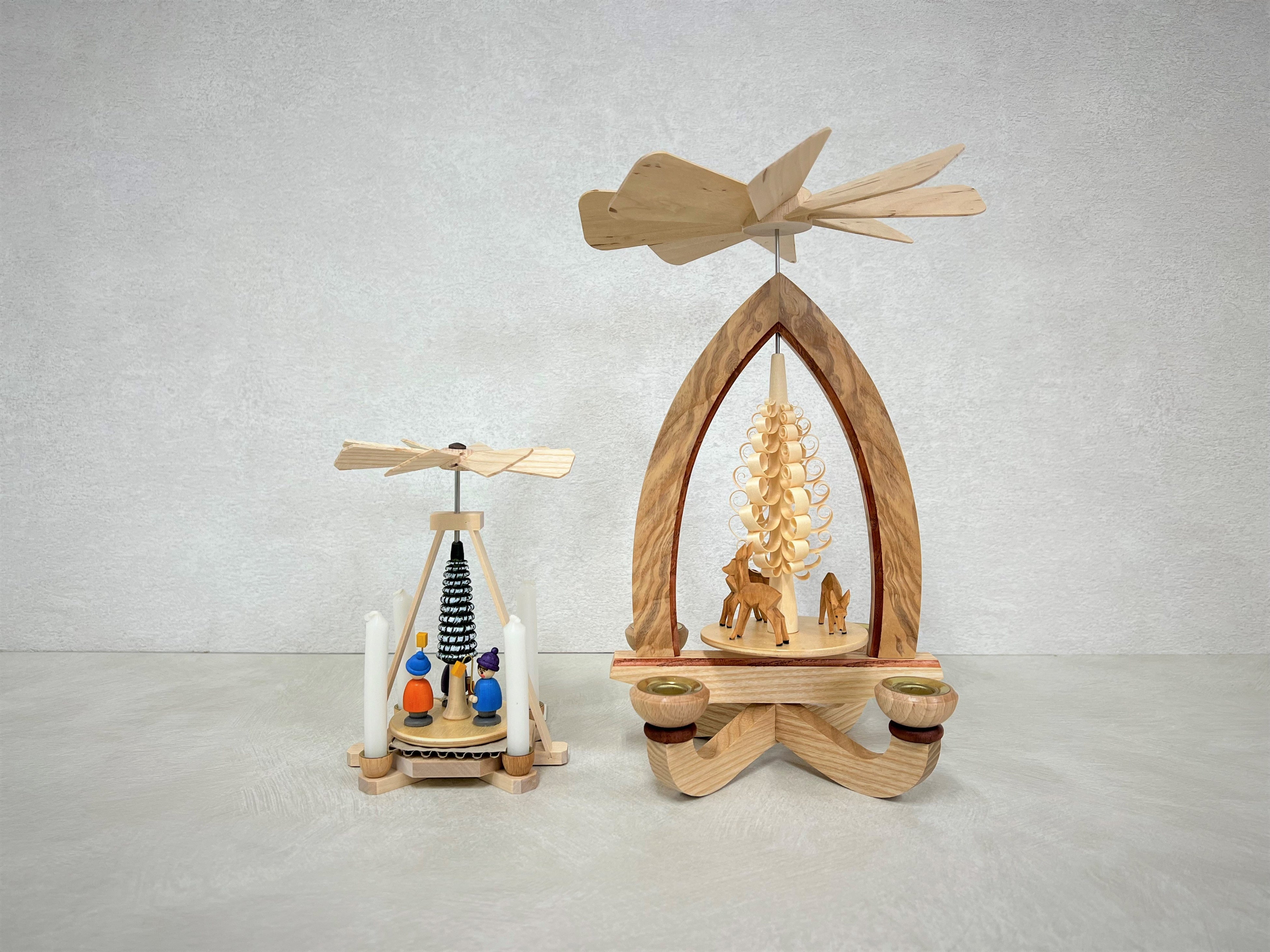 木製ピラミッド