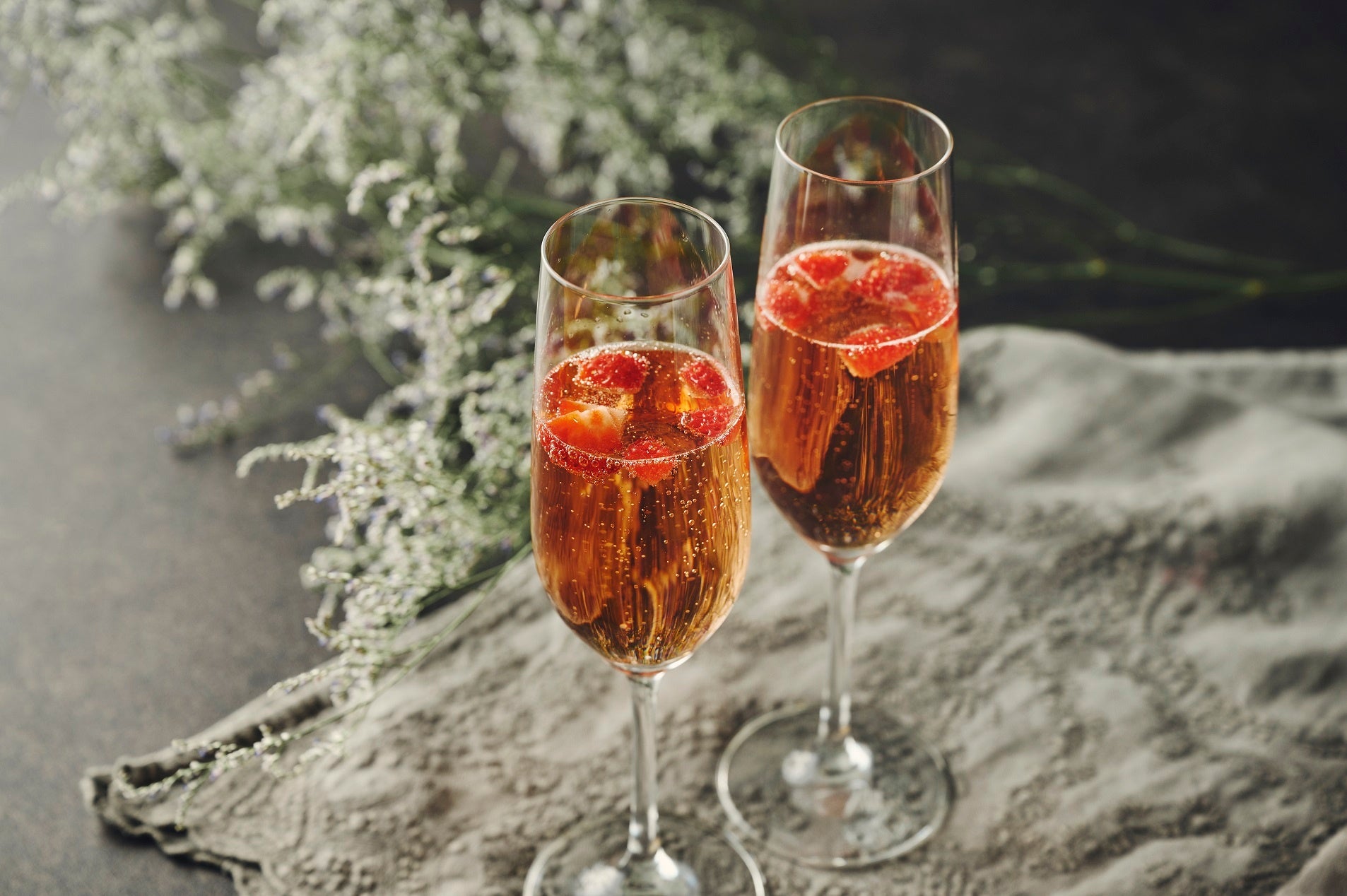 苺入りスパークリングロゼ