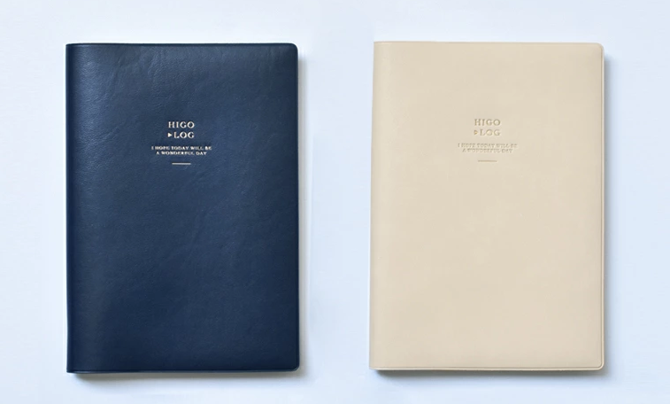 HIGOLOG（ヒゴログ）カバーはネイビーとアイボリー