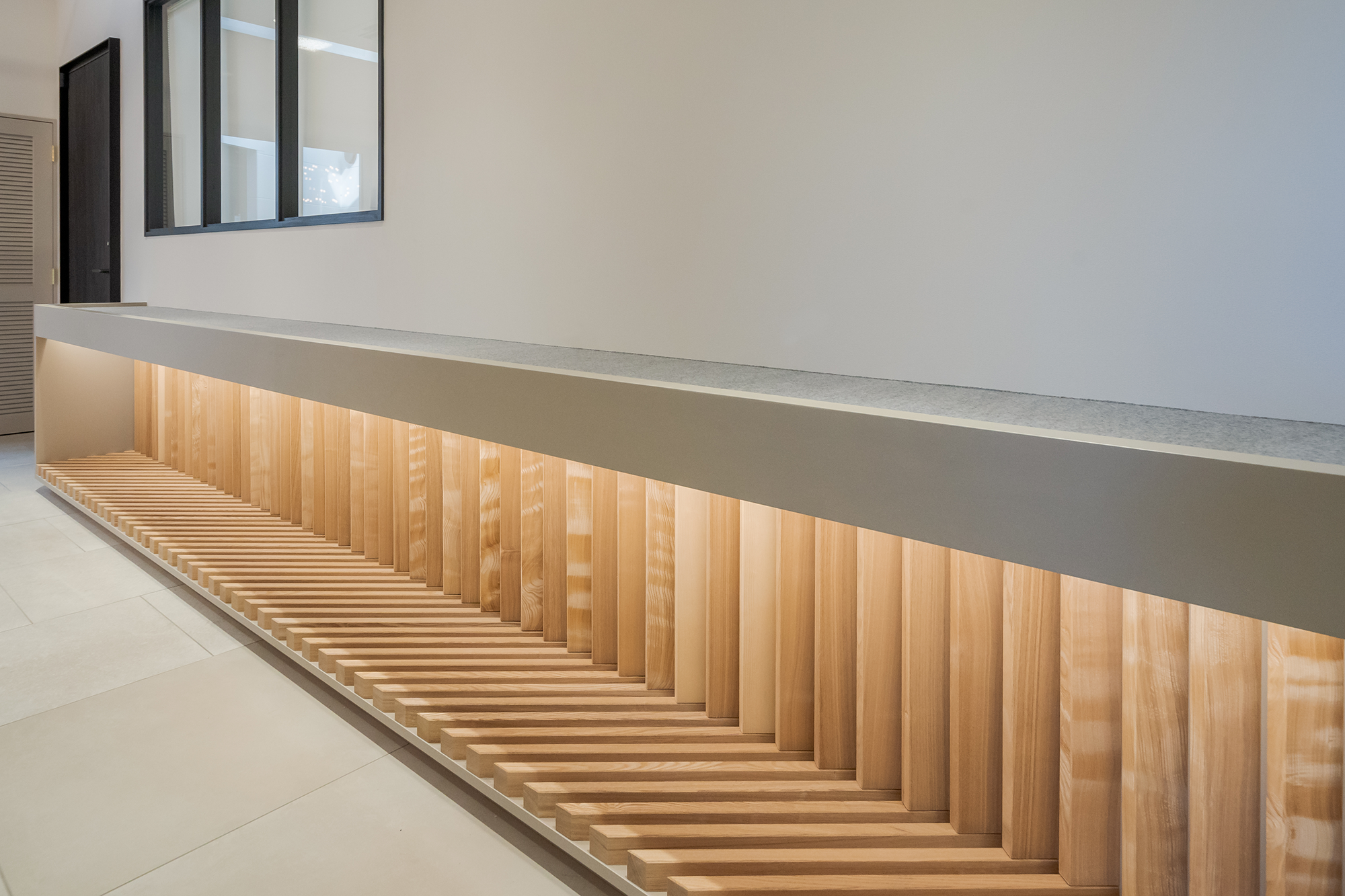 タイル等サンプル展示棚