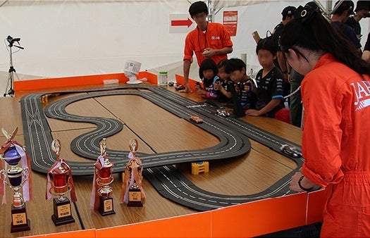 スロットカーレースイメージ