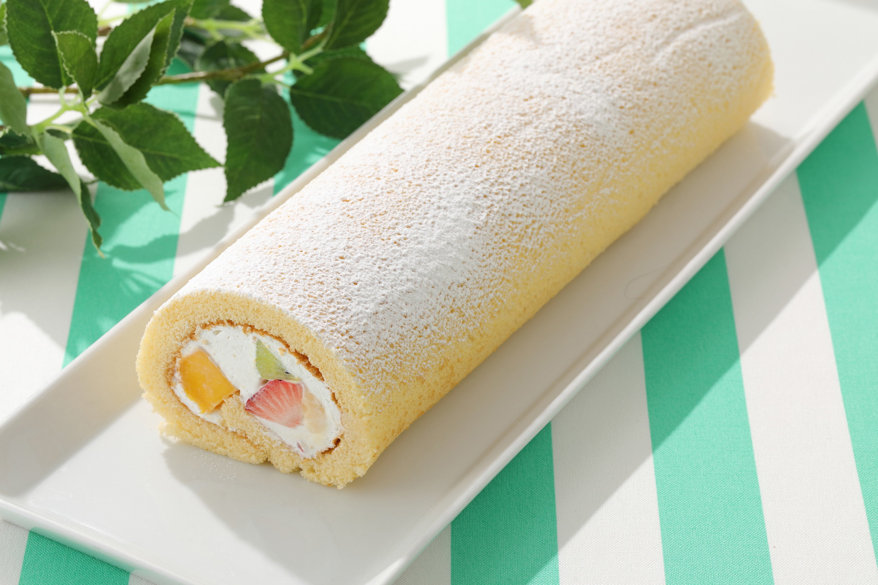 フルーツロールケーキ