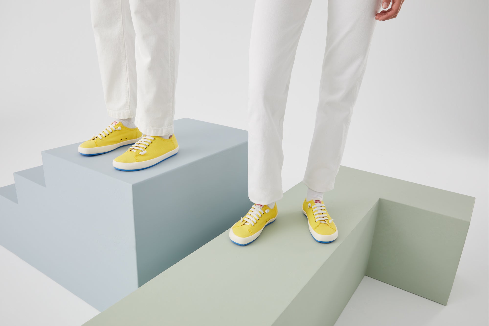 極美品■CAMPER カンペール カマレオン キャンバス スニーカー■42 Sustainable Shoes <br>「CAMALEON 1975（カマレオン
