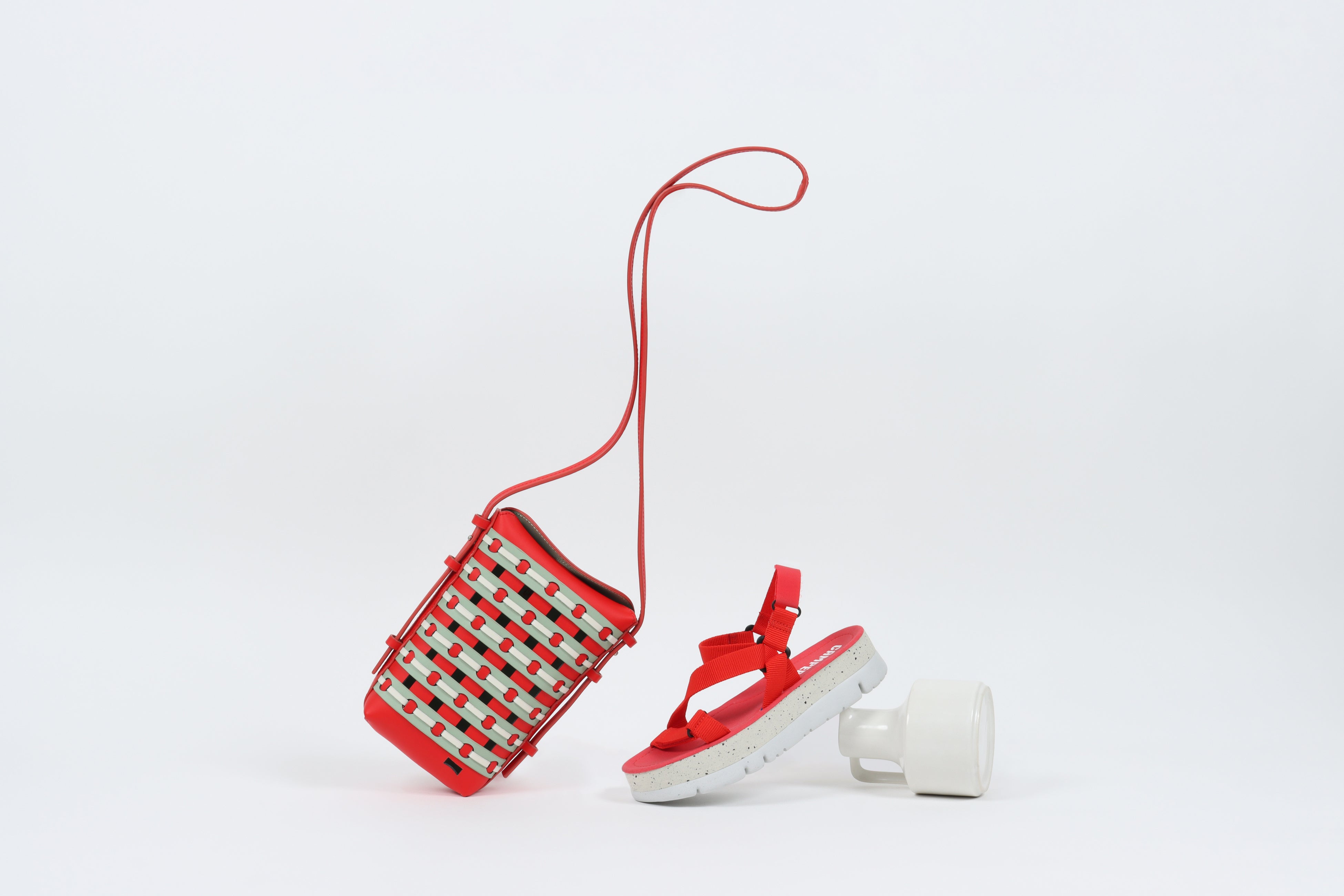 【極美品】カンペール ナッシング ホワイト ベージュ レザー メッシュ カンペール CAMPER JUNCTION RUNNER / レザースニーカー