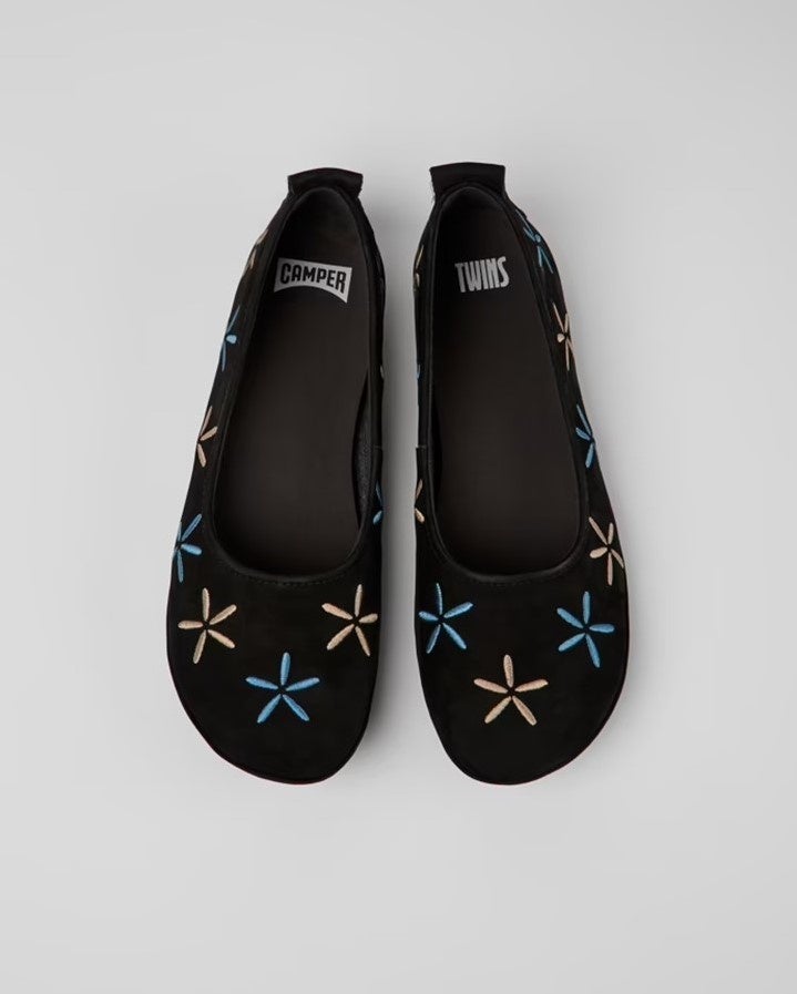 CAMPER カンペールTWINS スタームーン 月星刺繍 フラットシューズ CAMPER カンペールTWINS スタームーン 月星刺繍 フラット