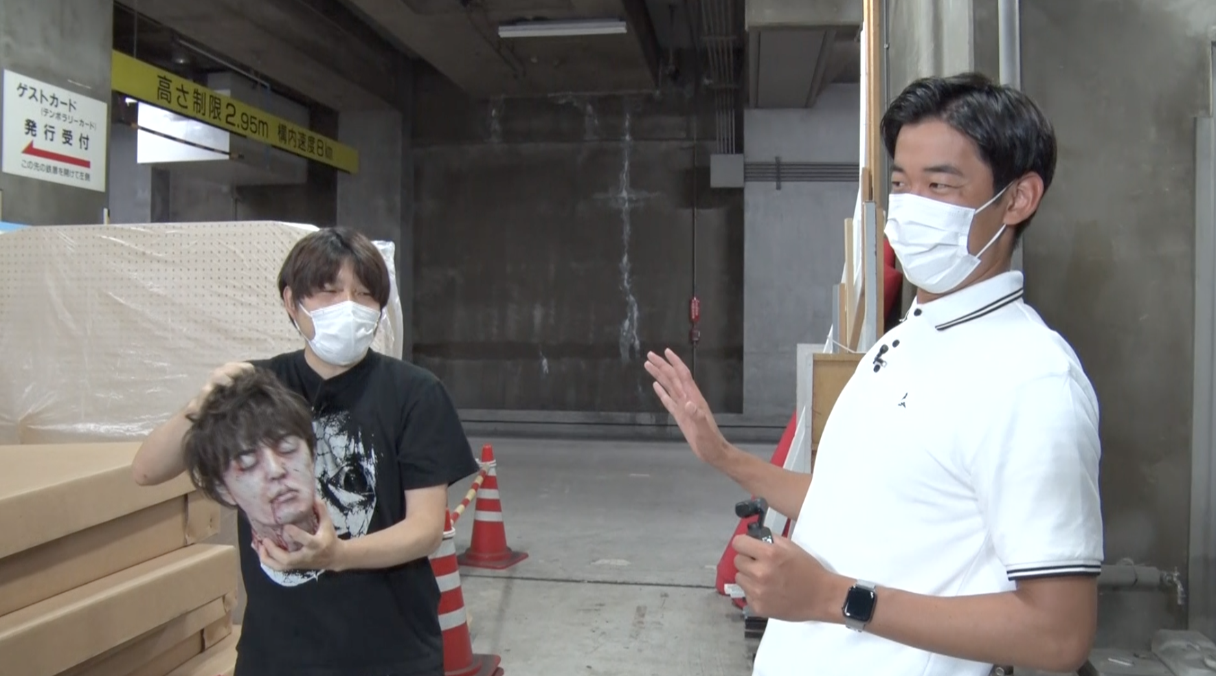 頓花聖太郎さんと川地アナ