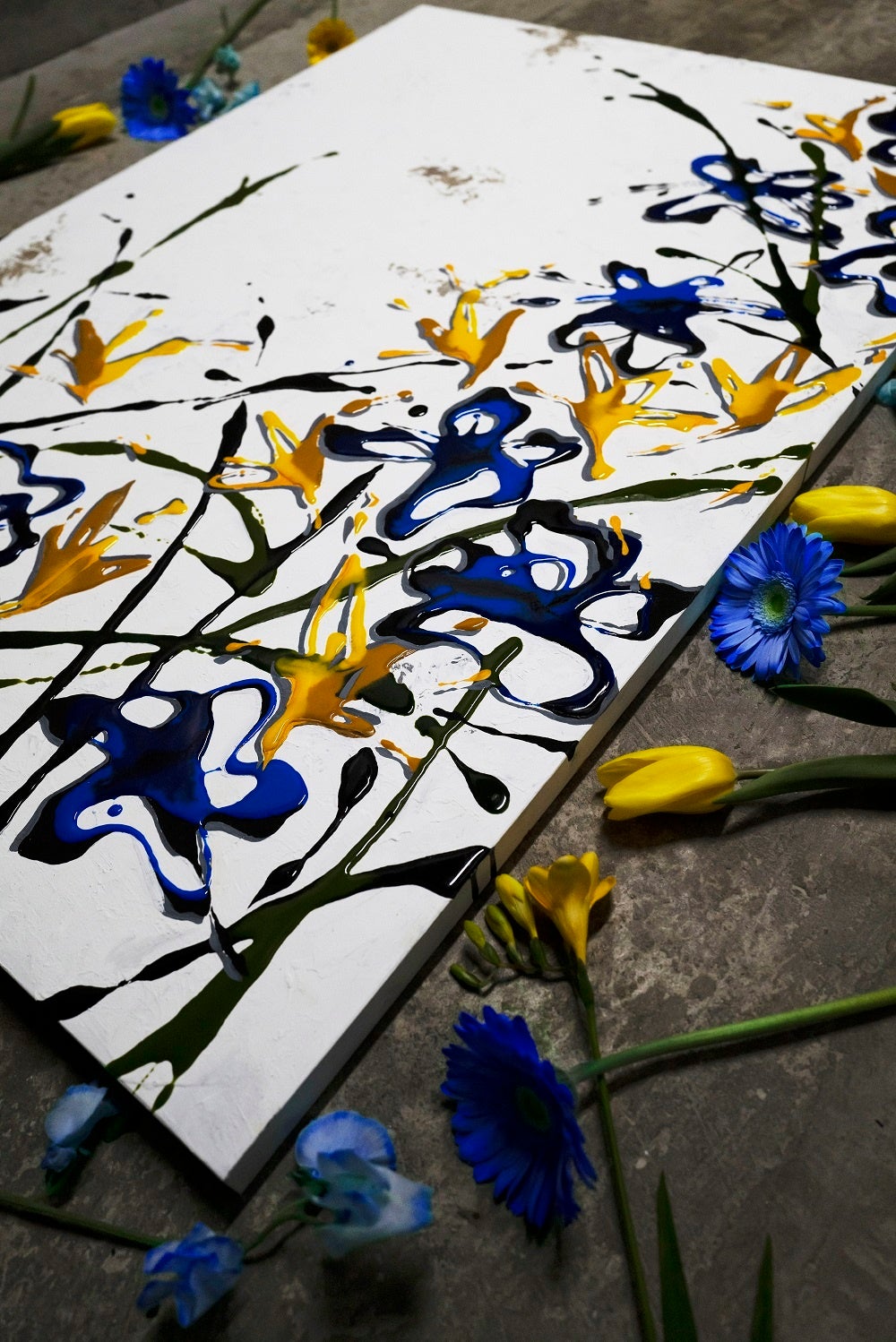 「Untitled 2」1030 x 728　Acrylic and Resing on Wood Panel