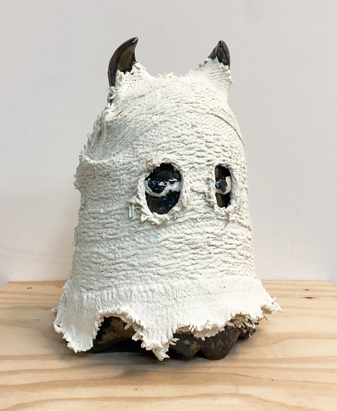 西太志「Head Series -瞳の奥に-/Head Series -Behind The Eyes-」