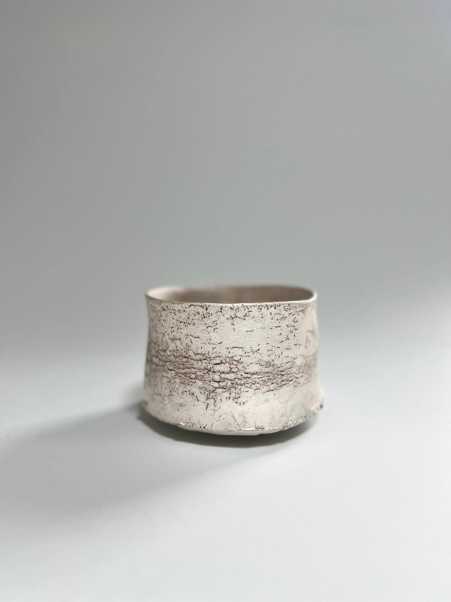 野田里美「銀樹抹茶碗」