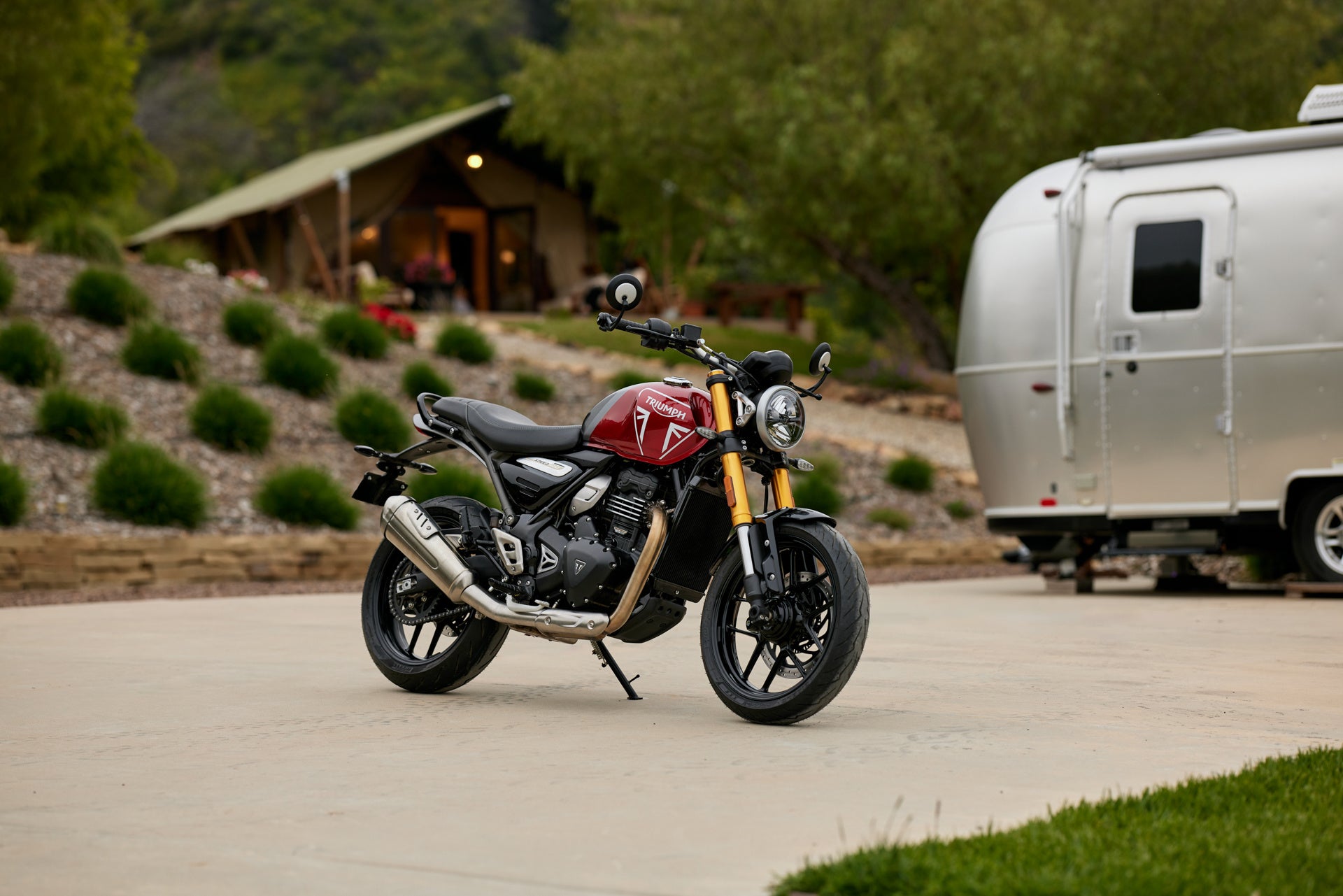 トライアンフから「新型Speed 400とScrambler 400 x」を発表の
