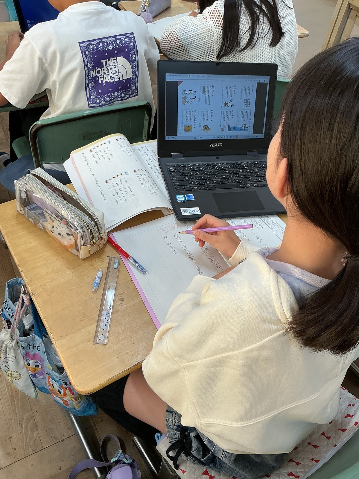 流山市立流山小学校様での利用の様子