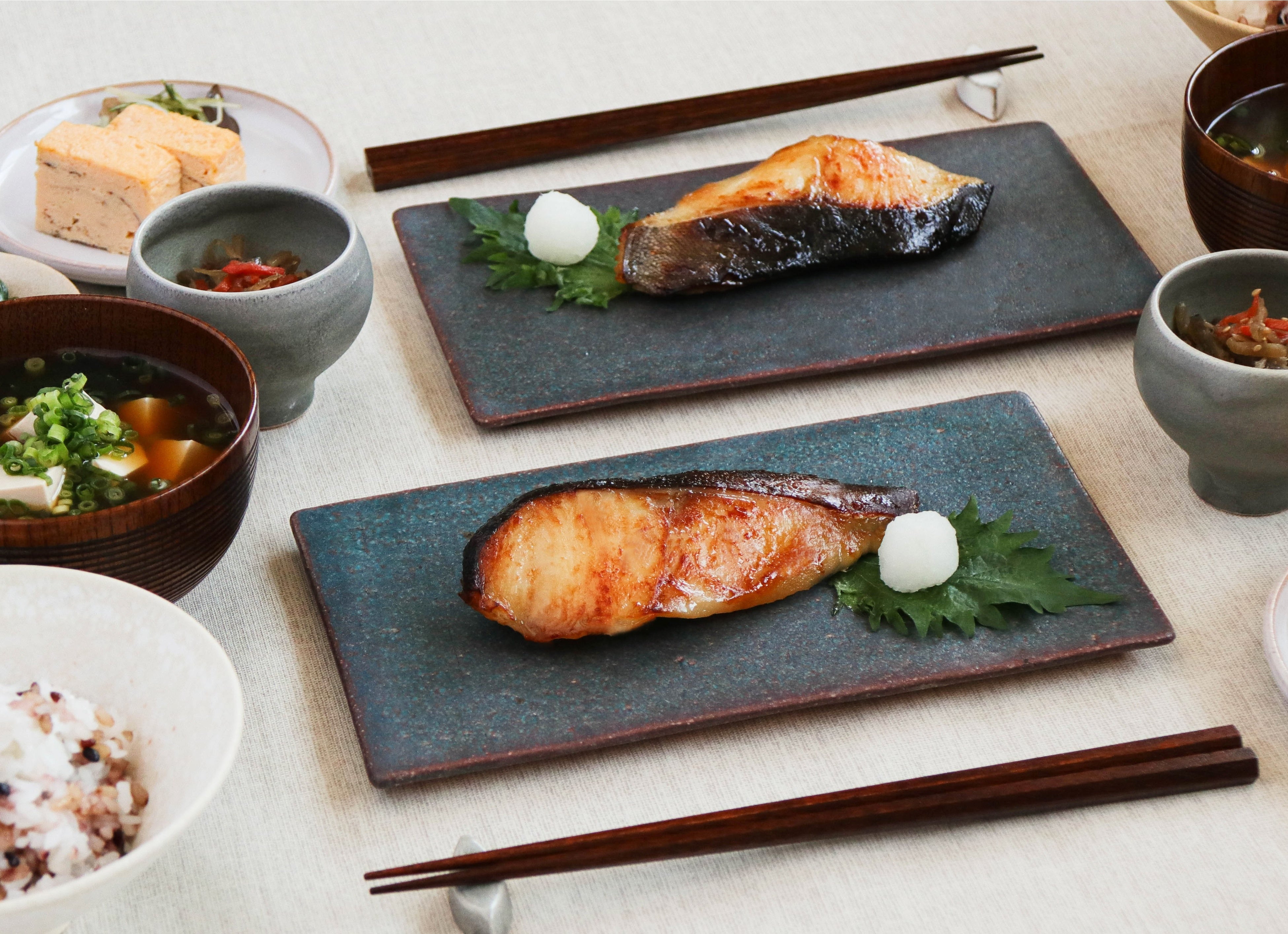 TOKINOHA×京都一の傳 魚皿＆西京漬セット」発売 | 株式会社 京都一の傳