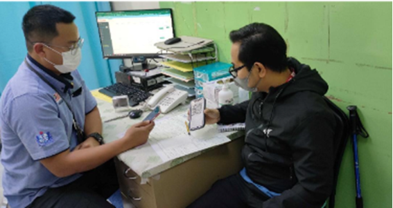 TXPセルフ問診システムを使って、患者が自身で情報入力をすることにより、医療スタッフは問診に係る労力を大きく削減