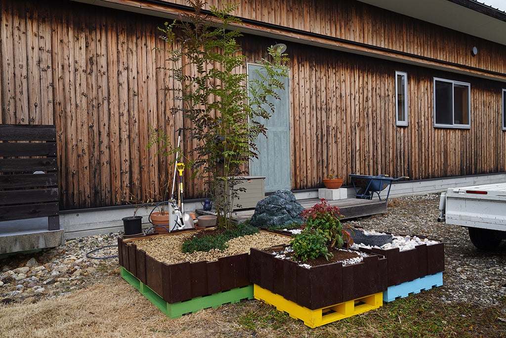 ちょっとしたスペースに作ったお庭