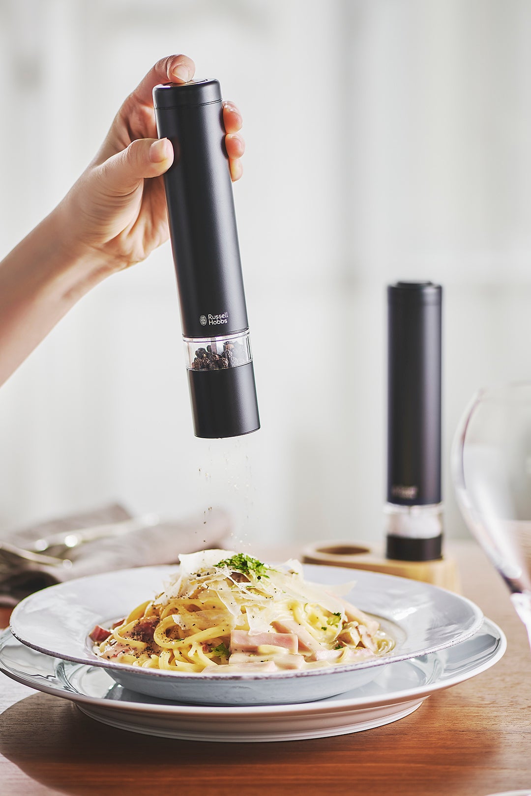 2022年1月28日(金)数量限定発売！「電動ミル ソルト＆ペッパー