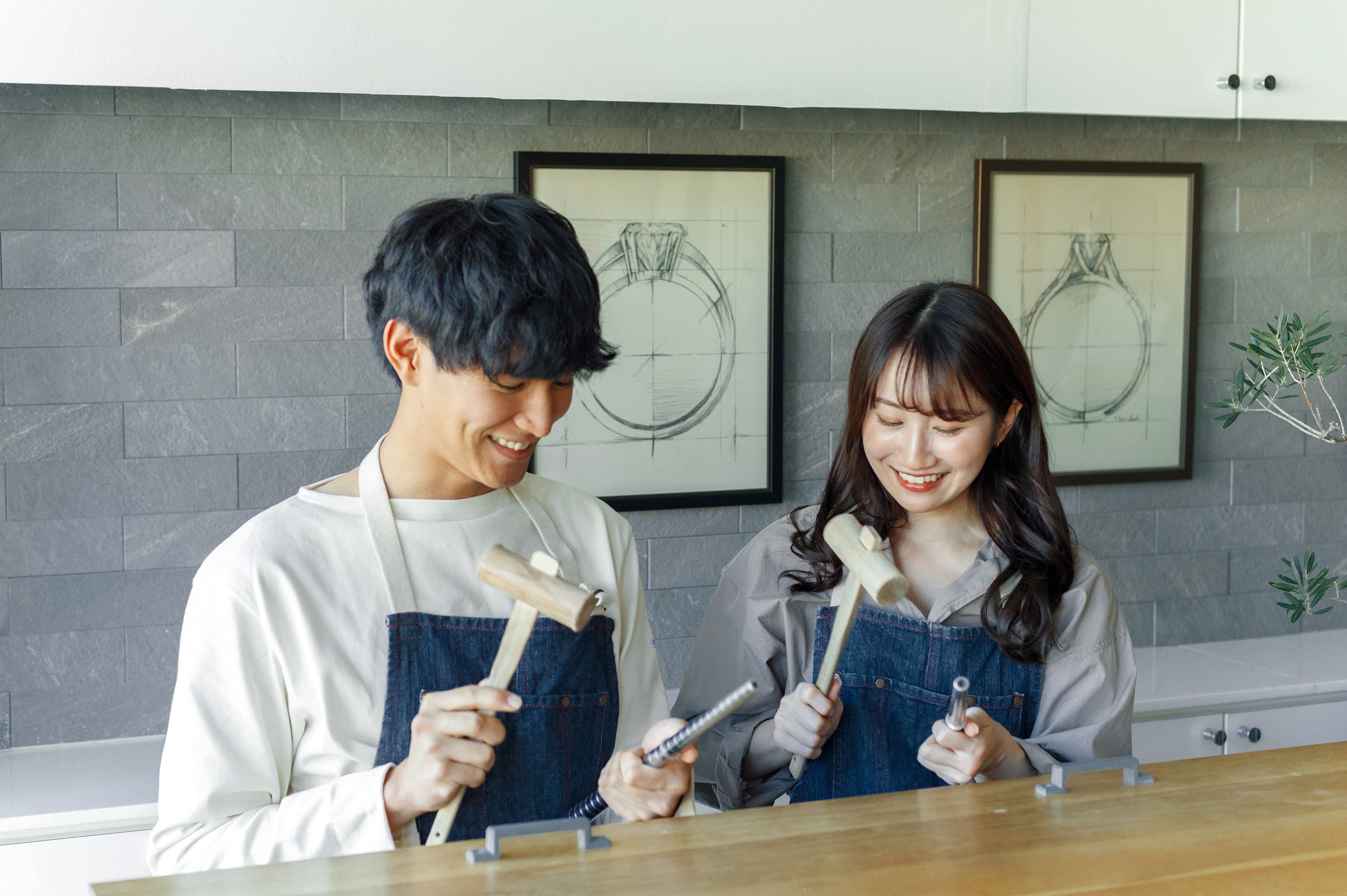 手作り結婚指輪・婚約指輪の工房「CRAFY」