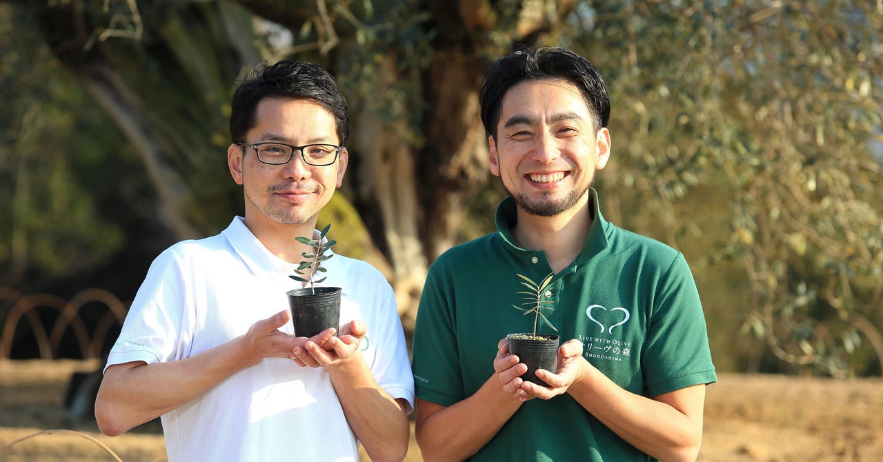 ※写真：オリーヴ兄弟（左：オリーヴ兄 柳生敏宏、右：オリーヴ弟 柳生忠勝）