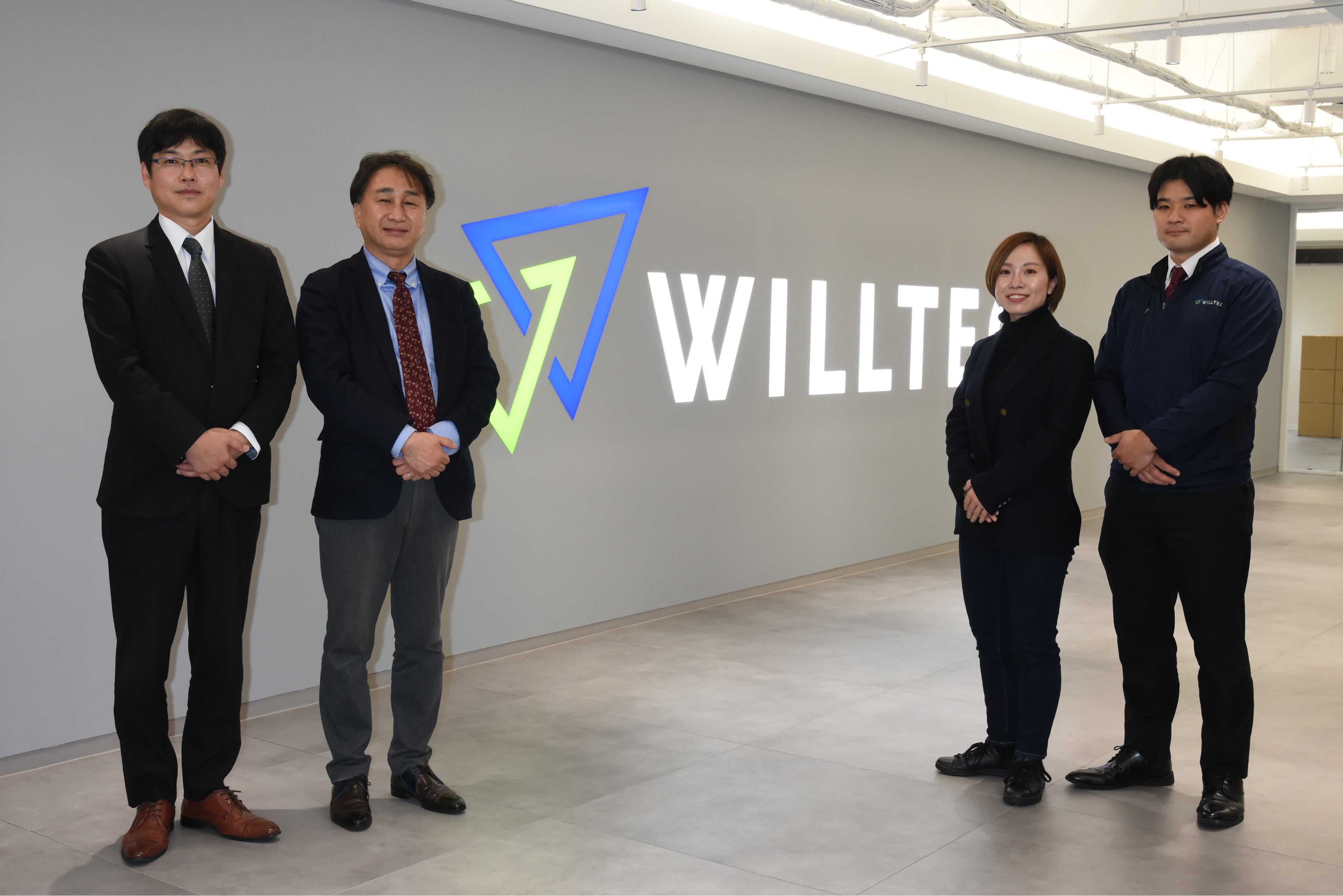 写真左から：株式会社ウイルテック カスタマーサービス事業部 部長代理 森元 達也氏、株式会社ウイルテック 取締役 西 隆弘氏、株式会社Liberaware 池田 愛美、株式会社ウイルテック カスタマーサービス事業部 谷合 拓也氏