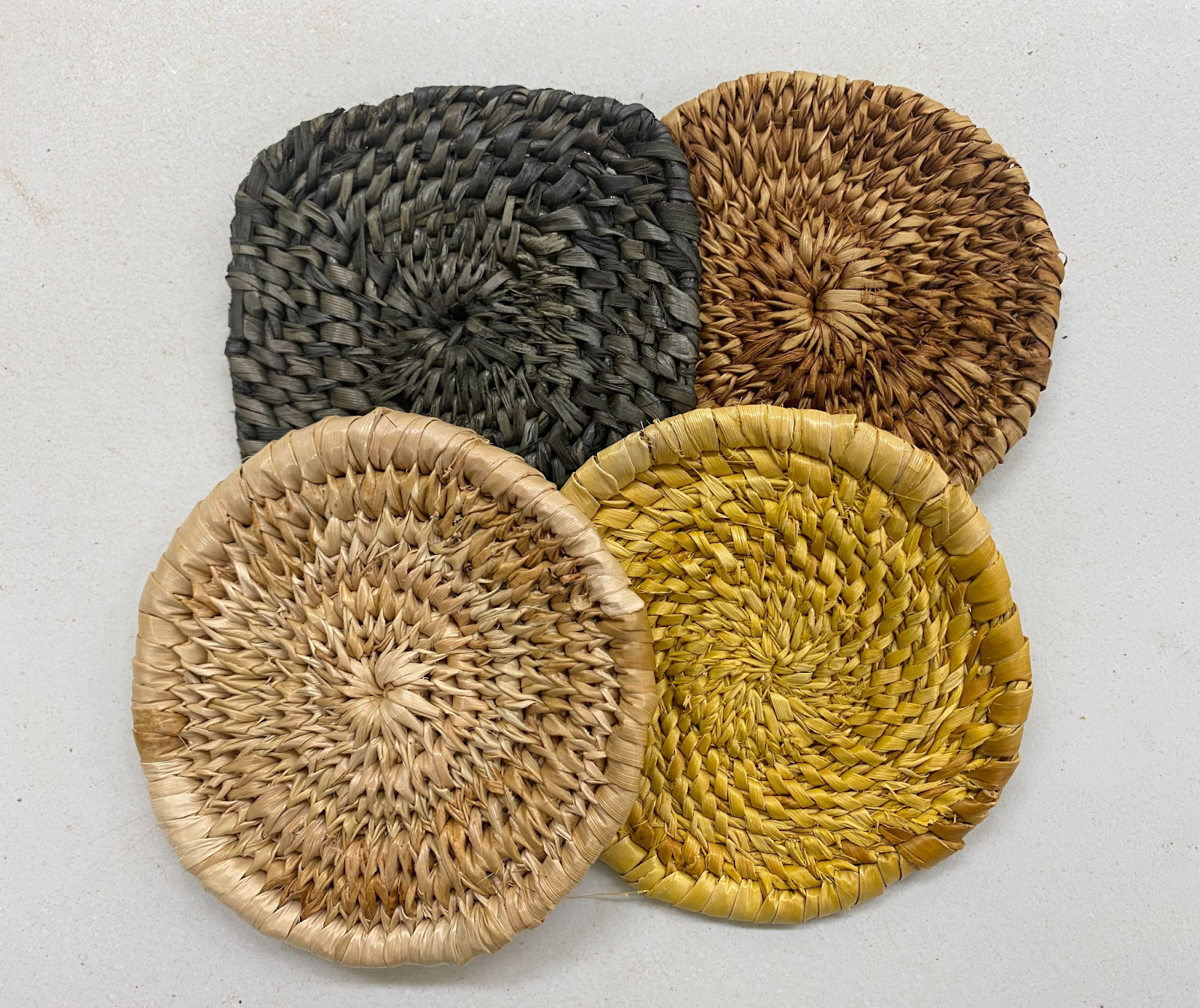 沖縄事業所で作成しているゲットウコースター